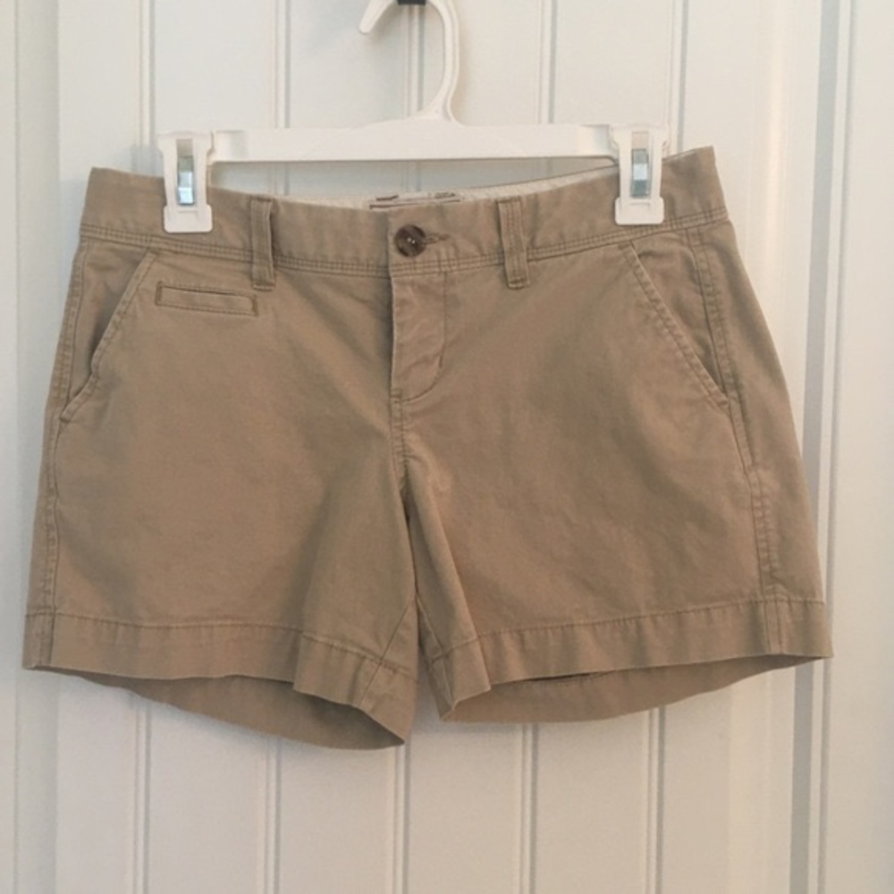 Old Navy khaki shorts